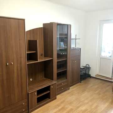 Озерна вул., 6