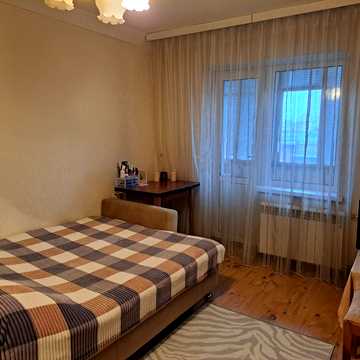 Оболонський просп., 31