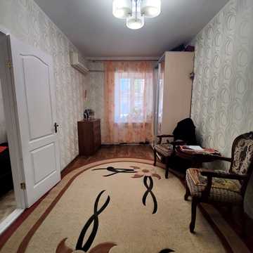 Олексіївська пл., 11