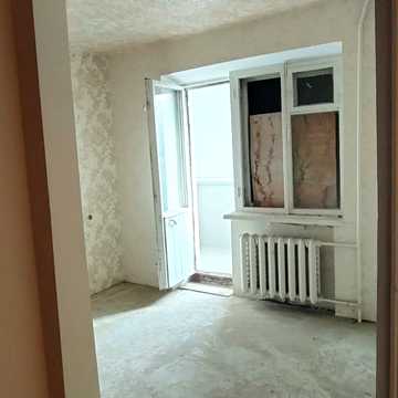 Степана Бандери вул. (Попова), 13