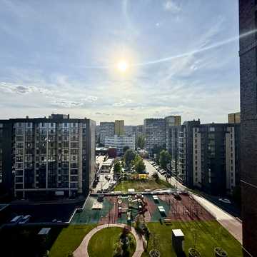 Набережна Перемоги вул., 128