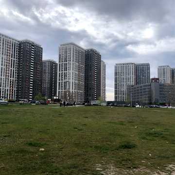Дніпровська набережна вул., 20-А