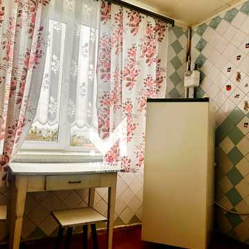 Каденюка вул. (Танкопія), 8