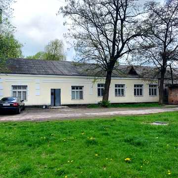 Максима Загривного вул. (Пархоменка), 1