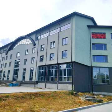 Броварської Сотні вул. (Чкалова), 1