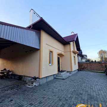 Бірківська вул.