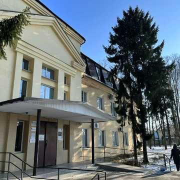 Академіка Янгеля вул., 35