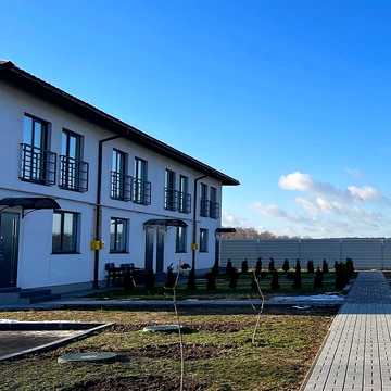 Лісова, 1