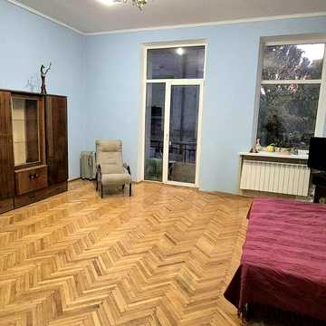 Антоновича вул. (Горького), 22