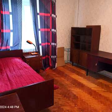 Колонтаївська вул., 5
