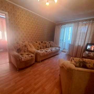 Семінарська вул., 15б