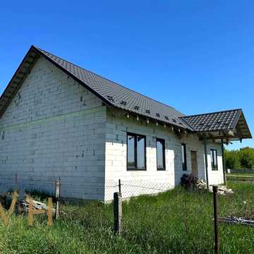 київська, 3