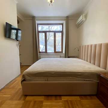 Заньковецької вул., 5/2