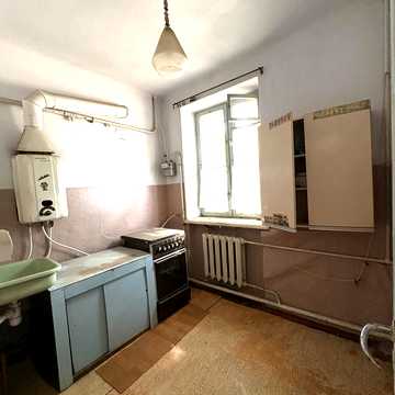 Олега Бондаренка вул. (28-ї Армії), 1