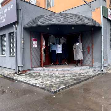 Замкова вул., 12