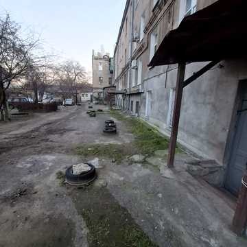 Балківська вул., 10