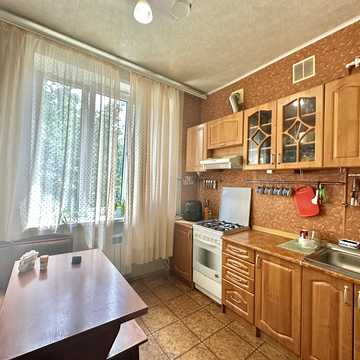 Сталеварів вул., 26