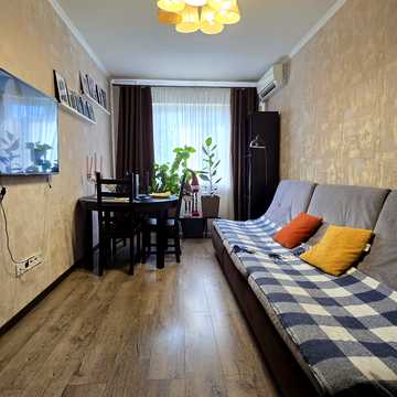 Амосова вул. (Корчагінців), 1