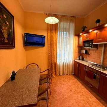 Саксаганського вул., 44-Б