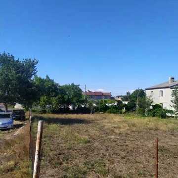 Садівнича вул., 42