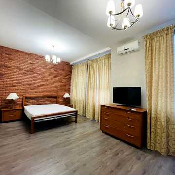Воздвиженська вул., 42
