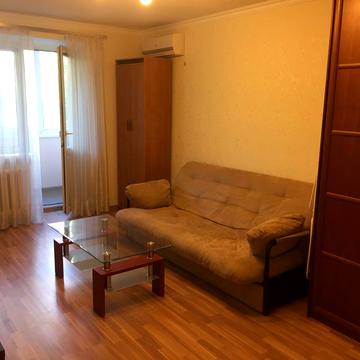 Саперне Поле вул., 26