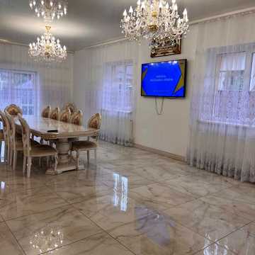 Долинна вул., 16
