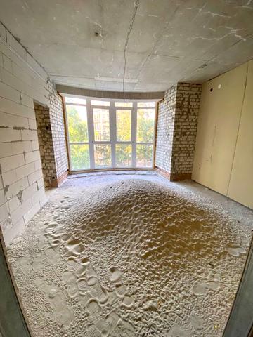 Новобудова в парковій зоні , Центр . Продаж каартири