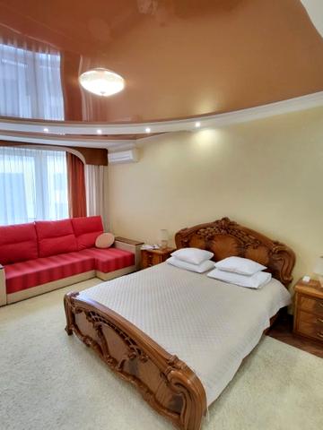 Однокомнатная квартира с дизайнерским ремонтом