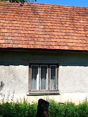 Продаж будинку у Воловці