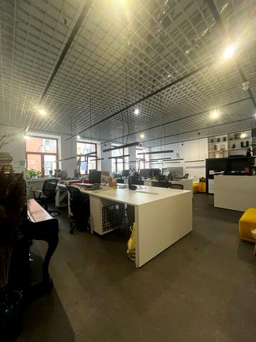 Воздвиженська вул., 14