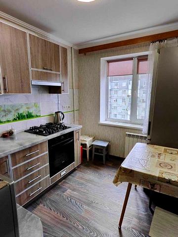 ПРОДАМ 2-ох кімнатну квартиру по вул .Ак. Амосова