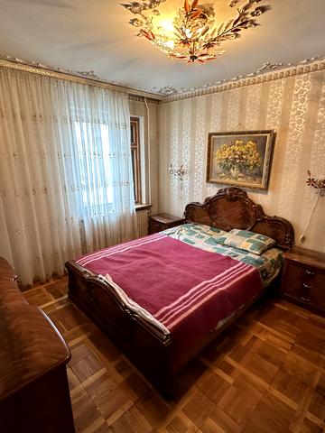 Київська вул., 6