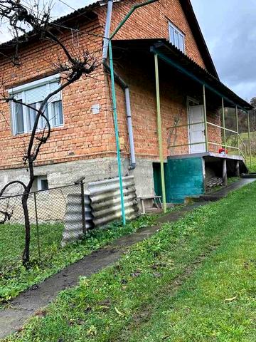 Продається одноповерховий будинок з великою земельною ділянкою