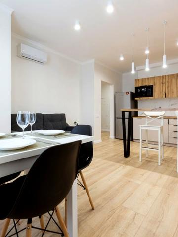 Однокомнатный люкс метро Черниговская