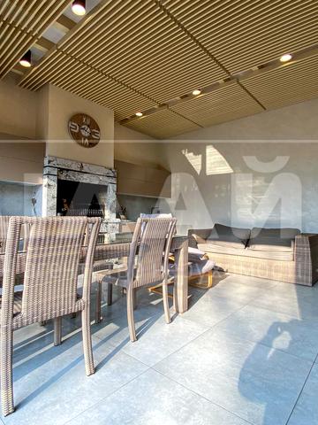 Бородинська вул., 737