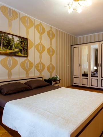 Красивые апартаменты на Есенина