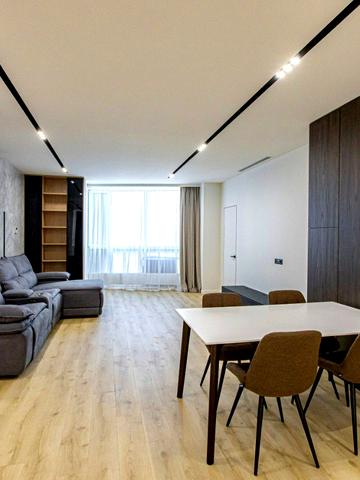 Сімферопольська вул., 2-П