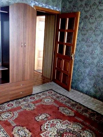 Продам свою 2 комнатную квартиру м. Захисників України