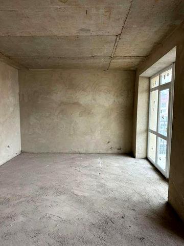 Продається дворівнева квартира на вул. Рівненській