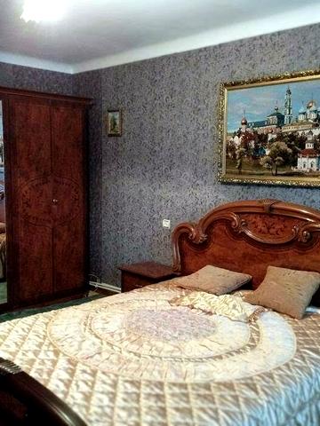 Перемоги вул., 52