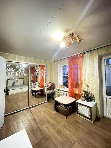 Продам 3к квартиру Титова Новокрымская Янгеля