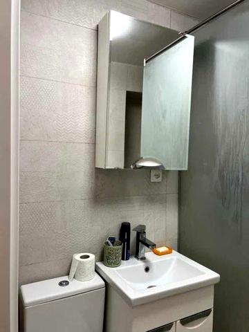 квартиру студию центр 41м+90тех.этаж прямой выход