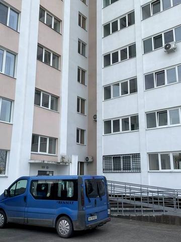 Продаж квартири в новобудові в тихому районі міста