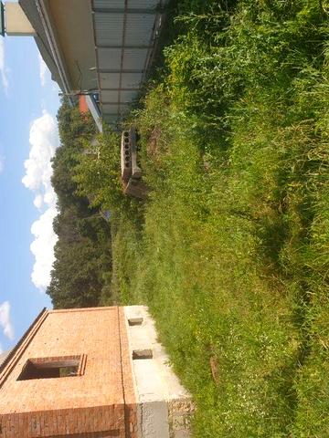 Дім,недобудова. Обмін ,Адрушівка вул.Східна 2