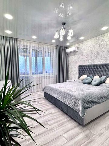 Лазурна вул., 9