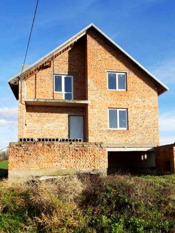 Продаю житловий будинок