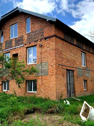 Продається цегляний будинок біля м.Стрий (7 км), с.Стрілків