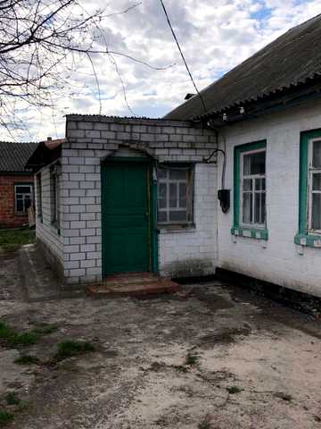 Будинок в селі Геронимівка поблизу лісу