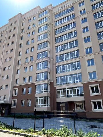 1-ша Слобідська вул., 32